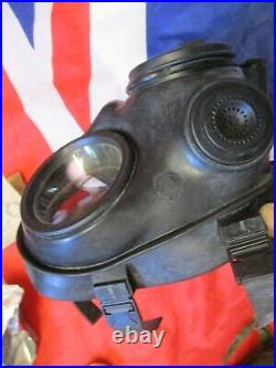 1989 BRiTiSH army & sas issue S10 RESPIRATOR GAS MASK SIZE 2 M & pouch & kit