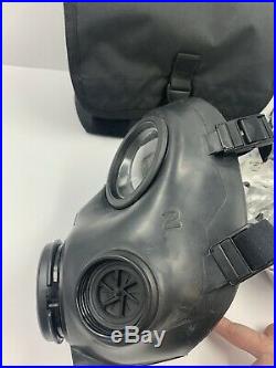 2006 Avon CT10 FM12 Size 2 medium Gas Mask Respirator Filter & Soft Case 75194