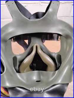 3M FR-M40-20 Full Face Respirator CBRN Gas Mask with FR-64 Cartridge Medium