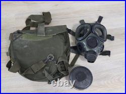 3M FR-M40-20 Full Facepiece Respirator Gas Mask US M + FR-64 Filter + Bag