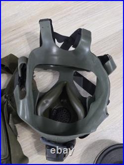 3M FR-M40-20 Full Facepiece Respirator Gas Mask US M + FR-64 Filter + Bag