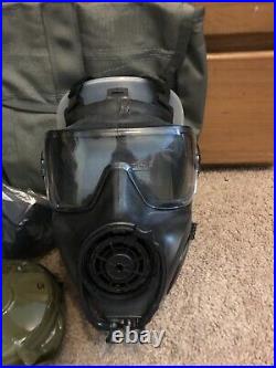 AVON FM53 M53 Gas Mask MED Right Hand With Filter