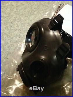 Avon FM12 APR Gas Mask with filter Size 2 Medium CT12 Respirator New Old Stock