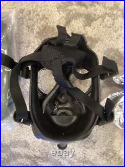 Avon FM12 fm-12 respirator gasmask right hand size 2 medium new carrier/filter