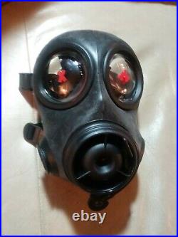 Avon FM12 gas mask, respirator. New. Size 3. Small
