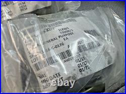 Avon FM53 Military CBRN Respirator Gas Mask with Filters + Hydration Kit CLEAN