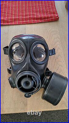 Avon Fm12 Respirator Gas Mask Size 2 Modern