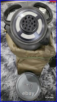 Avon GTR70 (S10-Pattern) Gas Mask with 1987 Bag & Filter British Military Display