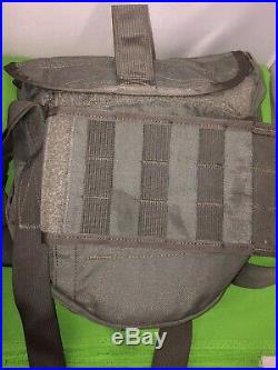 Avon M50 Gas Mask Full Face Respirator Carry Bag And Filters Fits Small