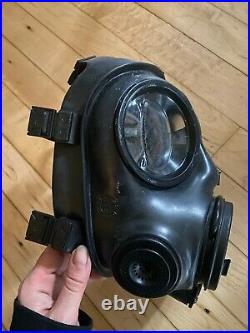 British Gas Mask S10 NBC Respirator Avon UK 2011 size 2 no filter