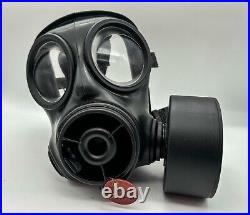 British S10 Gas Mask Size 2 Great Condition + Bag 1988 SAS Army Respirator