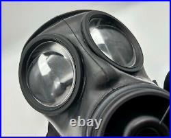 British S10 Gas Mask Size 2 Great Condition + Bag 1988 SAS Army Respirator