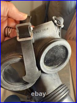 CESCO Fume/gas Mask Respirator Storage Box 1940's Chicago Eye Shield Company CESCO Fume/gas Mask Respirator Storage Box 1940's Chicago Eye Shield Company