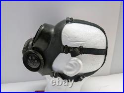 Canadian Armed Forces C3 Gas Mask Respirator Baron 1985 Size Medium C3A1