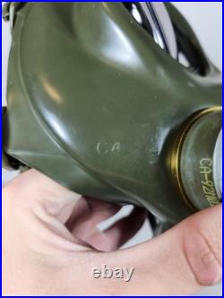 Canadian C4 Gas Mask Rare Military With Bag And Rare Filter