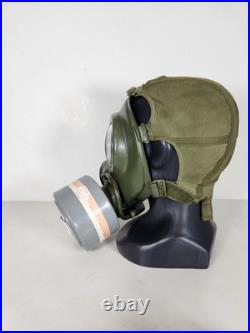 Canadian C4 Gas Mask Rare Military With Bag And Rare Filter