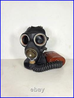 Canadian Ww2 General Service Respirator Rare Gas Mask Defects