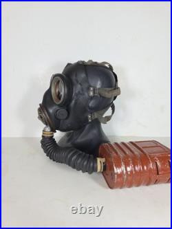 Canadian Ww2 General Service Respirator Rare Gas Mask Defects