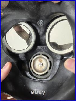 Canadian Ww2 Rare Mk. IV General Service Respirator Gas Mask Small Special Mic