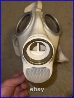 Draeger/Auer German Z56 Gas Mask Size 2 with Filter