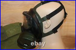 Gas Mask Full Face Respirator Size Large With Extras