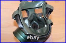 Gas Mask Full Face Respirator Size Large With Extras
