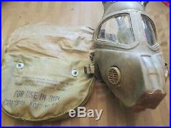 Gas Mask Riot Control XM28E4 collectible Vietnam vintage with bag
