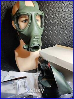 German M2000 Gas Mask Respirator Size Medium