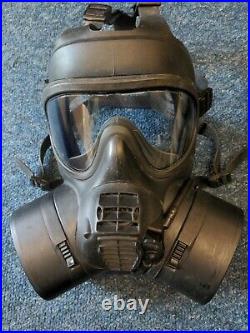 Gsr Respirator gas mask size 2 + 1x pair of unsealed Gsr filters and haversack