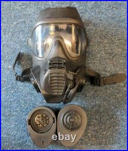 Gsr Respirator gas mask size 2 + 1x pair of unsealed Gsr filters and haversack