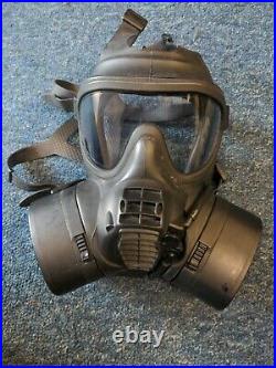 Gsr Respirator gas mask size 4 + 1x pair of unsealed Gsr filters and haversack