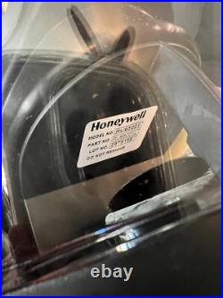 Honeywell North RU6500 Full Face Respirator- RU65001L Gas Mask