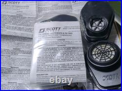Lot Of 42 Twin Cartridges Filters Case Respirator Mask Scott Safety Bayonett Gas
