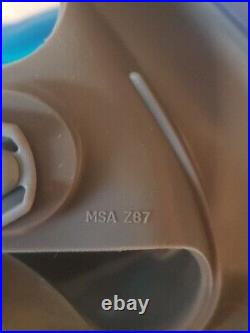 MSA 3100 Full Face Mask Respirator Gas Mask Size MEDIUM (NEW WITHNO BOX)