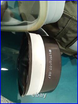 MSA 5479 Gas Mask Size Large, Drinking Port, Clear Lens Military Bag & Filter