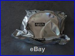 MSA Advantage 3200 Gas Mask w New Filter Exp03/2023 & 2 30ct ProKi Size MED