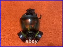 MSA Full Face Gas Mask Size Small Respirator Riot Controll USED