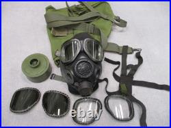 Military Surplus M40 Gas Mask Kit with C2A1 Filter, Bag, and Extra Lenses Large
