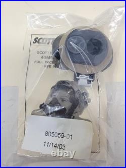NEW DeSantis Gas Mask Carry Bag/Scott Gas Mask and Facepiece Respirator RARE NEW DeSantis Gas Mask Carry Bag/Scott Gas Mask and Facepiece Respirator RARE