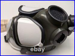 NEW US Military M40 Gas Mask OD Green Medium