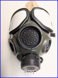 NEW US Military M40 Gas Mask OD Green Medium