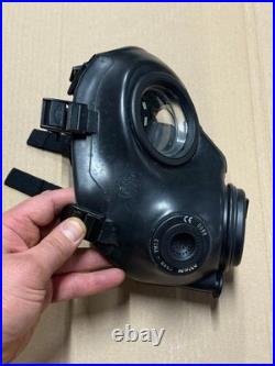 Original British AVON FM12 RESPIRATOR GAS MASK SIZE 2
