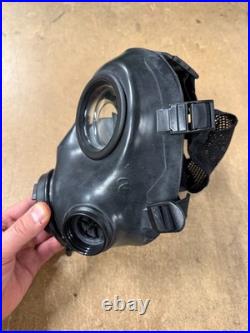 Original British AVON FM12 RESPIRATOR GAS MASK SIZE 2 with filter