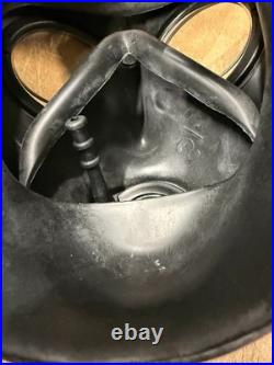 Original British AVON FM12 RESPIRATOR GAS MASK SIZE 2 with filter