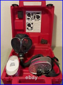 RARE Vintage Scott Chin Canister Type Full Vision Face Piece Gas Mask With Case