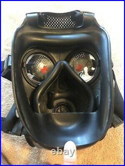 Rare Avon FM12 Respirator Gas Mask Size 1 (large) with Genuine Canvas Carrier