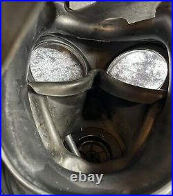 S10 Gas Mask 1991 GOOD CONDITION British Army NBC SAS Respirator Size 2 Vintage