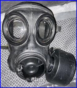 S10 Gas Mask GOOD CONDITION British Army Respirator Size 2 Fetish Rubber Cosplay