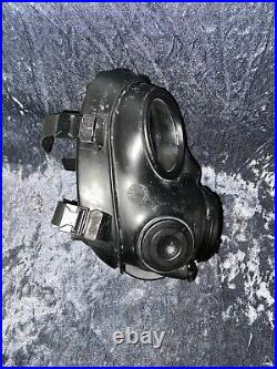 S10 Gas Mask GREAT CONDITION British Army NBC SAS Respirator Size 2 1989 Costume