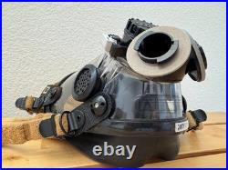 Scott (8056221-01) AV-2000 Full Face Respirator Gas Mask Twin Cartilage Adapter